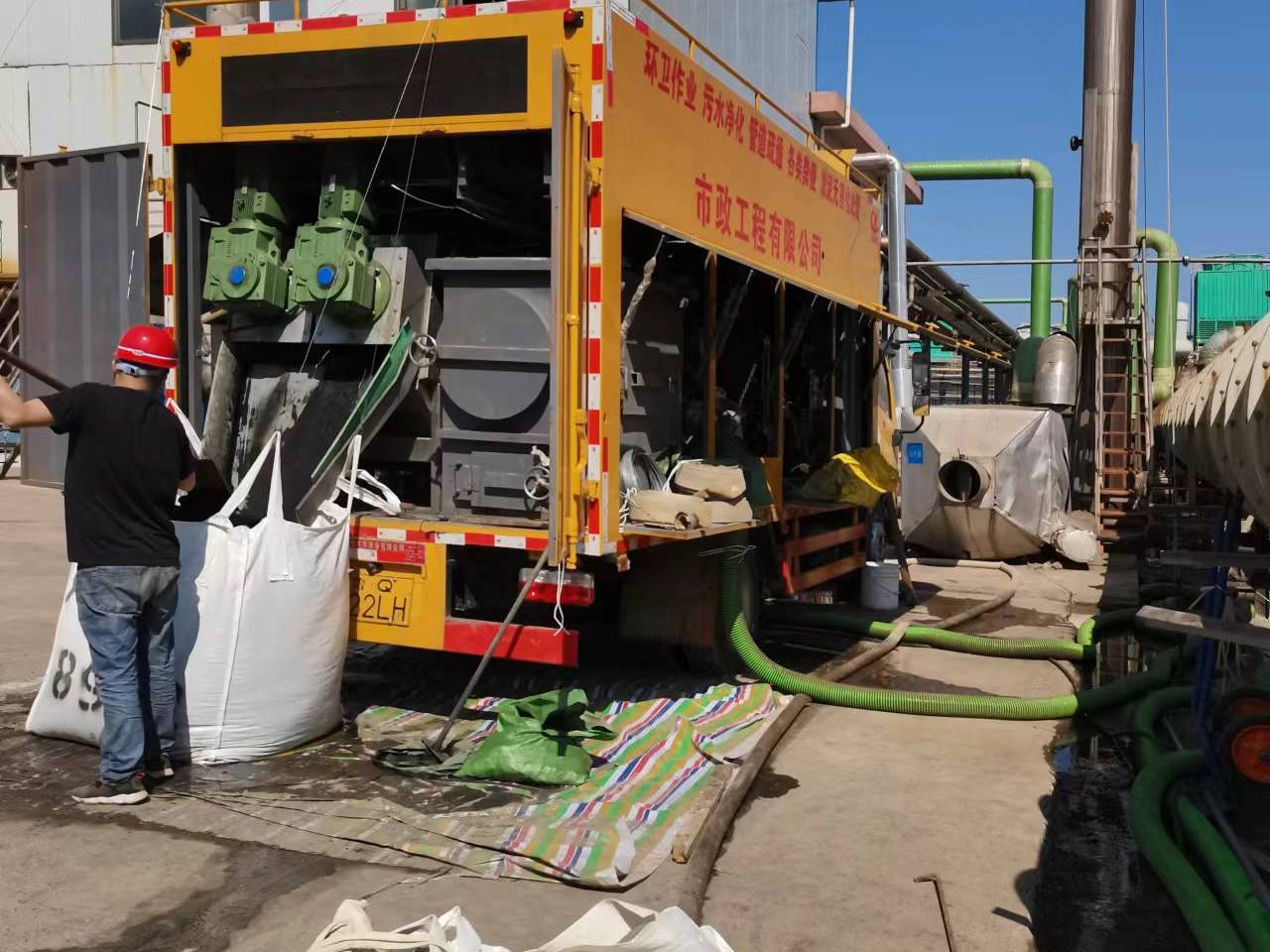 荆门淤泥压干处理